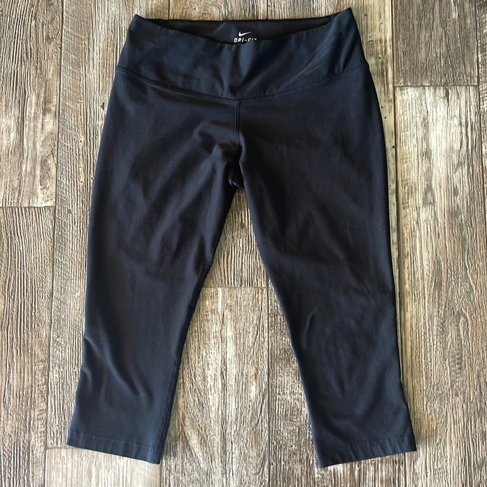 Nike Dri-Fit Leggings, Medium
